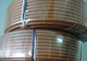 Ống LDPE Đồng 20mm dày 1.2mm -2L